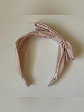 Kristin Ess The Satin Headband in Blush BNIB